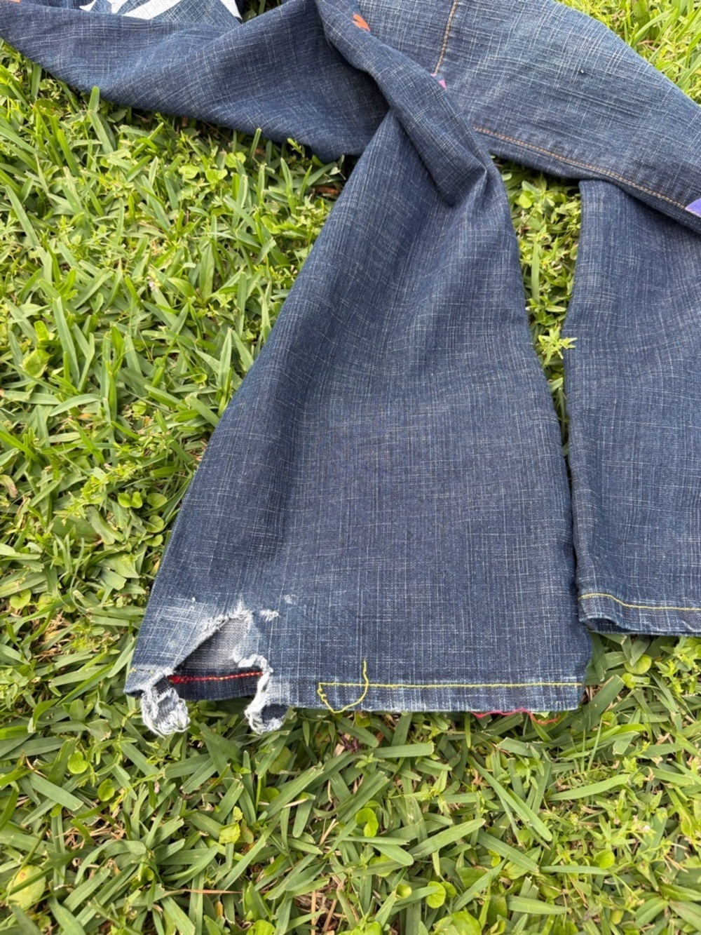 Vintage Von Dutch Jeans Size 30 Fits 27 Low Rise Y2K Graphic Flare Pants Rare - Picture 5 of 6